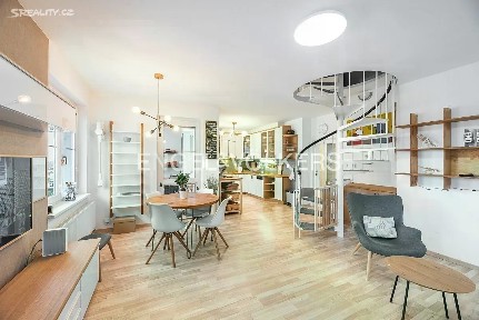 Pronájem bytu 3+kk 93 m² U Stírky, Praha - Libeň