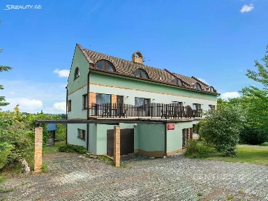 Prodej ubytovacího zařízení 457 m²
