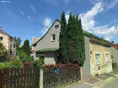 Prodej rodinného domu 170 m², pozemek 784 m²
