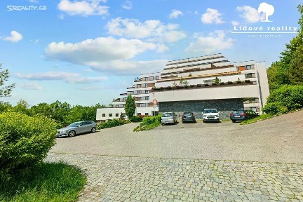 Prodej ordinace 274 m²