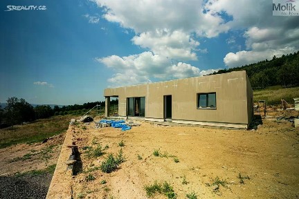 Prodej rodinného domu 171 m², pozemek 946 m²