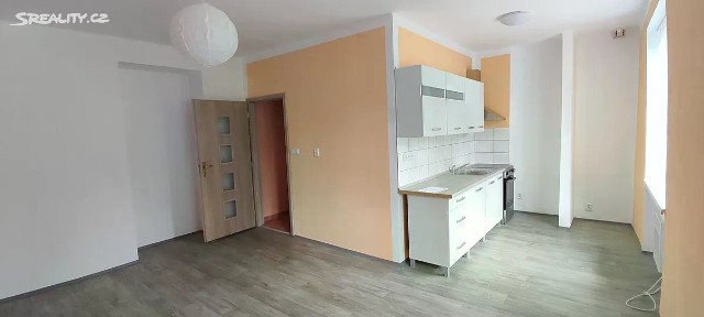 Cheb, Pelhřimov