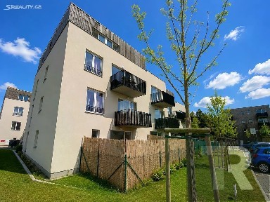 Prodej bytu 1+kk 38 m² Křepelková, Plzeň - Valcha