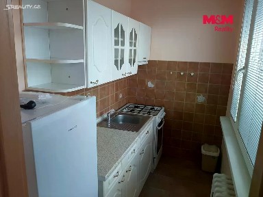 Pronájem bytu 1+1 27 m² Ostravská, Kladno - Kročehlavy