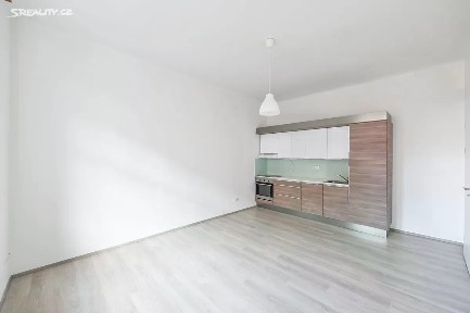 Pronájem bytu 2+kk 45 m² Mikuláše z Husi, Praha