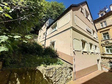 Karlovy Vary, Zámecký vrch, 19