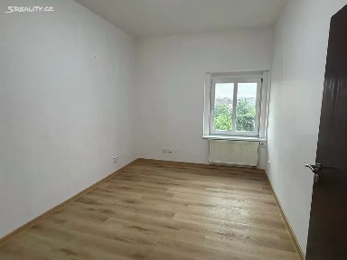 Pronájem činžovního domu 626 m² Jandova, Praha - Vysočany