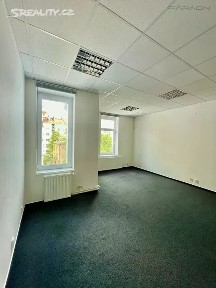 Pronájem kanceláře 31 m² Kloboučnická, Praha - Nusle