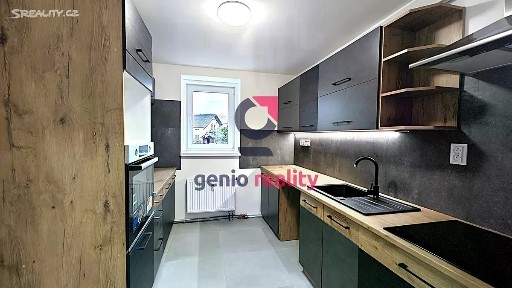 Pronájem bytu 3+1 58 m² Měrunice