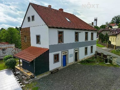 Prodej rodinného domu 240 m², pozemek 822 m²