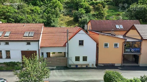 Prodej rodinného domu 130 m², pozemek 380 m²