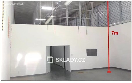 Pronájem skladového prostoru 205 m² Praha - Malešice