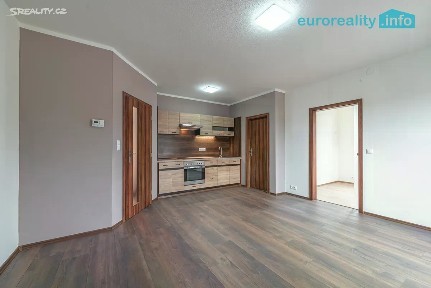 Prodej bytu 2+kk 37 m² Na Třešňovce, Tachov
