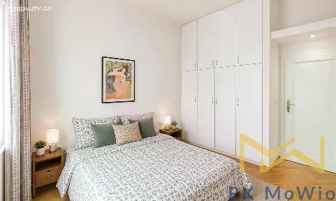 Pronájem bytu 3+1 81 m² Odborů, Praha - Nové Město