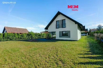 Prodej rodinného domu 143 m², pozemek 909 m²