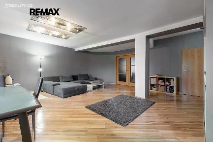 Prodej bytu 2+kk 86 m² Horova, Karlovy Vary