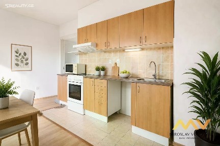 Pronájem bytu 2+kk 50 m² Pražská třída, Hradec Králové - Kukleny