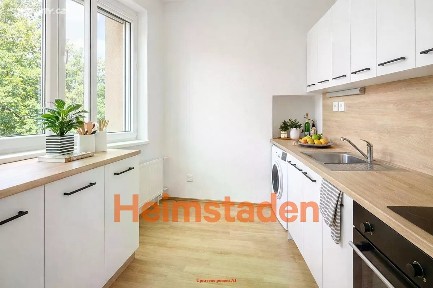 Pronájem bytu 2+1 52 m² Dlouhá třída, Havířov - Město