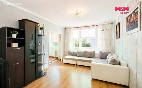 Pronájem bytu 3+1 71 m² Pod strání, Praha - Strašnice