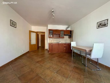 Pronájem bytu 1+kk 34 m² Petržílkova, Praha - Stodůlky