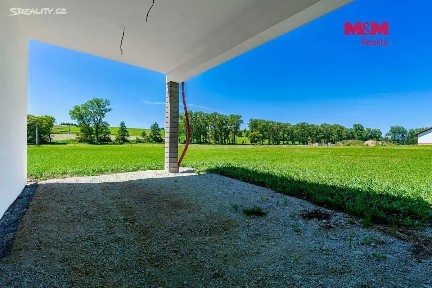 Prodej rodinného domu 120 m², pozemek 933 m²