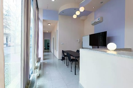 Prodej obchodního prostoru 91 m² Kolejní, Praha - Dejvice