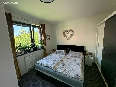 Pronájem bytu 2+kk 54 m² Kubelíkova, Hradec Králové - Slezské Předměstí