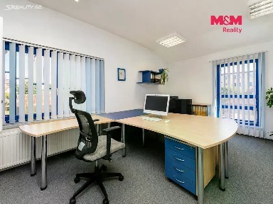 Prodej obchodního prostoru 1200 m²