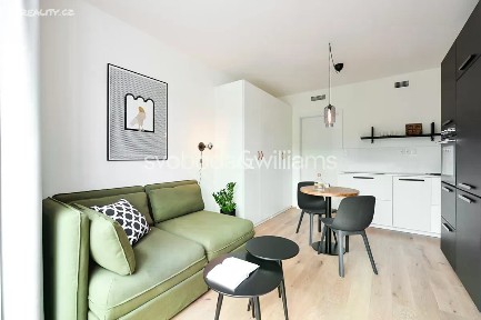 Prodej bytu 1+kk 24 m² Hlaváčkova, Praha - Košíře