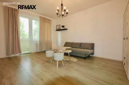 Prodej bytu 1+kk 26 m² Aleše Hrdličky, Ostrava - Poruba