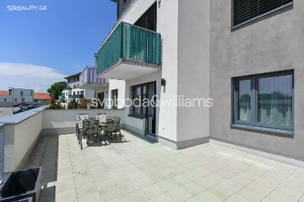 Pronájem bytu 2+kk 49 m² Želetická, Praha - Sobín