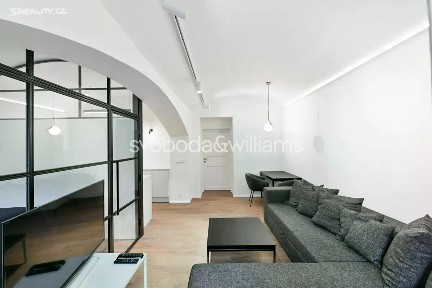 Pronájem bytu 2+kk 50 m² Laubova, Praha - Vinohrady