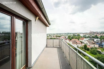 Pronájem bytu 4+kk 85 m² Andersenova, Praha - Štěrboholy