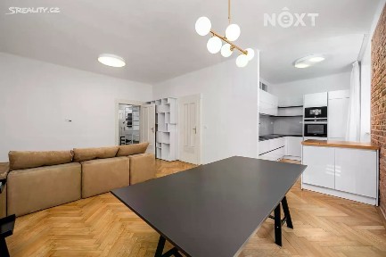 Pronájem bytu 2+kk 64 m² Fibichova, Praha - Žižkov