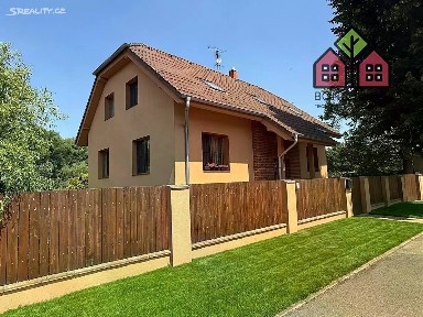 Prodej vícegeneračního domu 230 m², pozemek 939 m²