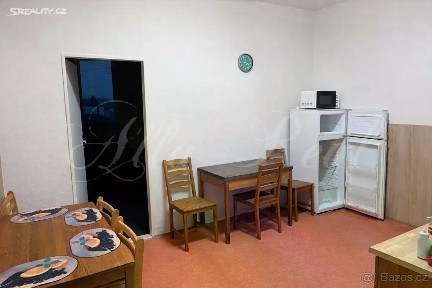 Pronájem bytu pokoje 60 m² Tržní, Brno - Černovice