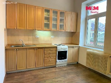 Pronájem bytu 2+1 59 m² Komenského, Poděbrady - Poděbrady III
