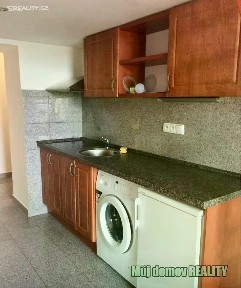 Pronájem bytu 1+kk 18 m² Freyova, Praha - Vysočany