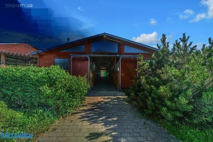 Pronájem zemědělské usedlosti 358 m², pozemek 59349 m² Líšnice