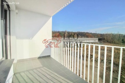 Pronájem bytu 2+kk 63 m² Strnadových, Praha - Vysočany