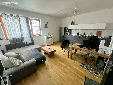 Prodej obchodního prostoru 104 m²
