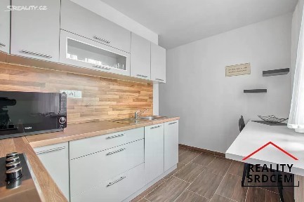 Pronájem bytu 2+1 51 m² Frýdlantská, Frýdek-Místek - Místek