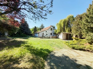Prodej rodinného domu 116 m², pozemek 2814 m²