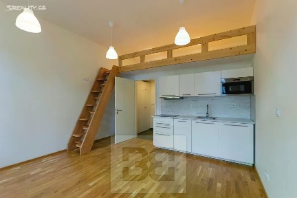 Pronájem bytu 1+kk 30 m² Legerova, Praha - Nové Město