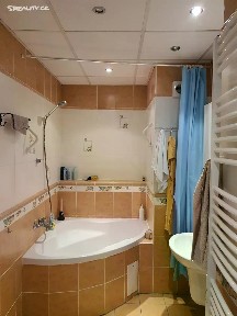 Prodej bytu 3+1 69 m² Ješetická, Praha - Michle
