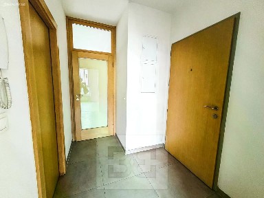 Pronájem bytu 2+kk 48 m² Vrchlického, Praha - Košíře
