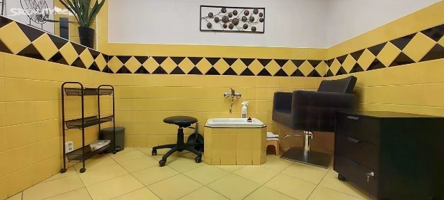Pronájem obchodního prostoru 10 m²