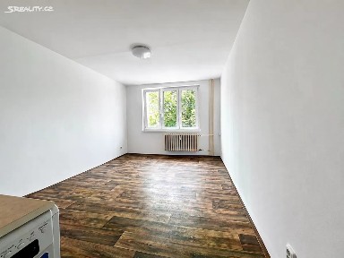 Pronájem bytu 1+kk 23 m² Vodárenská, Karlovy Vary - Rybáře
