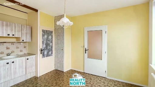Prodej bytu 2+kk 36 m² Plynárenská, Ústí nad Labem - Všebořice