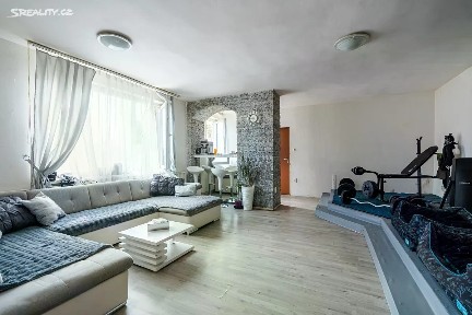Pronájem bytu 4+1 110 m² Ostopovice